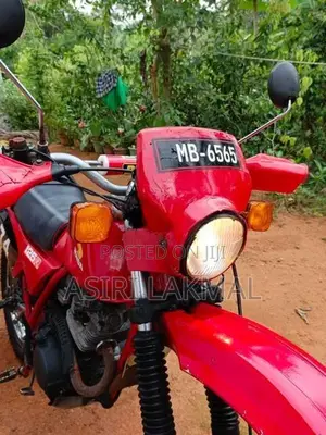 Honda XLR 125 2000