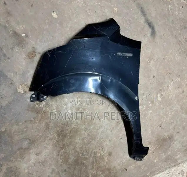 Suzuki Wagon R Fender