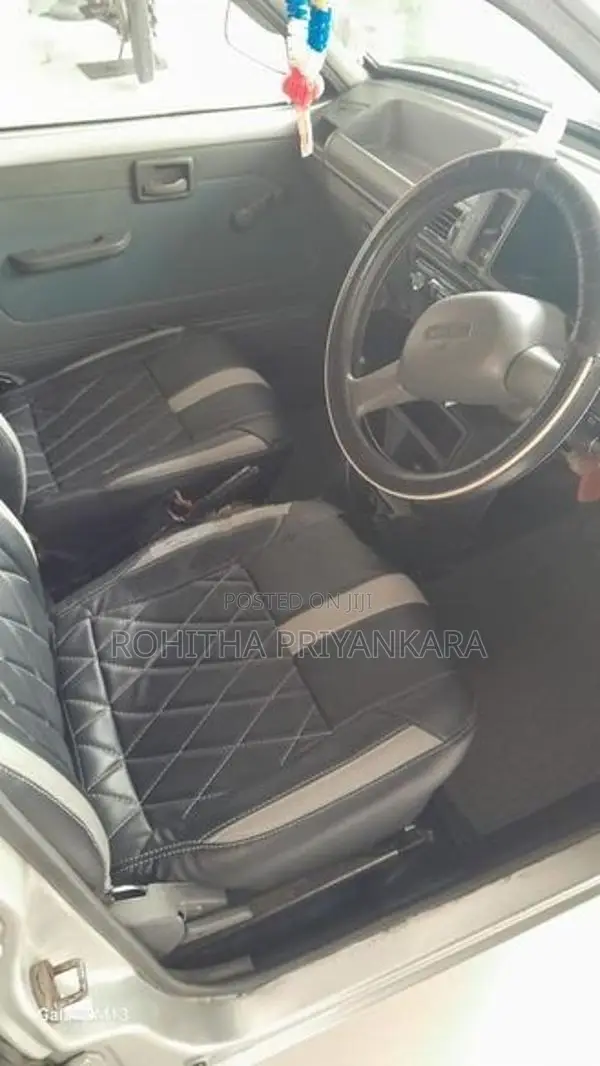 Maruti Suzuki 800 2006