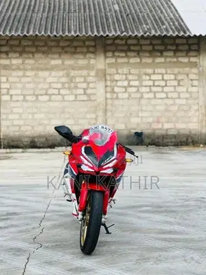 Honda CBR 250RR 2021