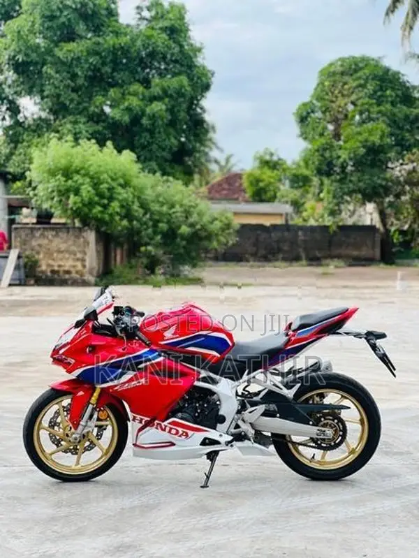 Honda CBR 250RR 2021