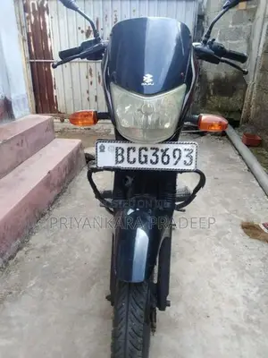 Bajaj Platina 2015