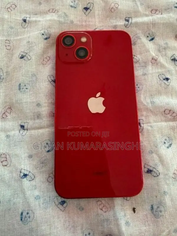 Apple iPhone 13 (Used)