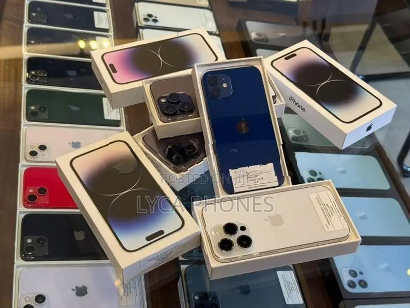 Apple iPhone 12 128GB (Used)