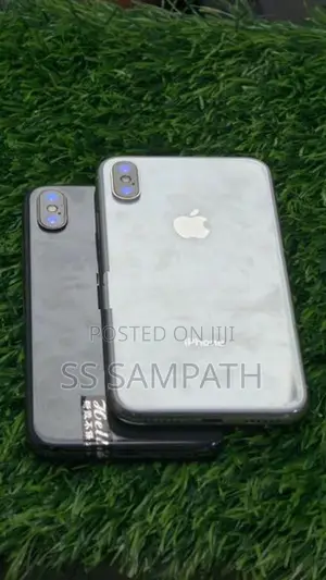 Apple iPhone X 64GB (Used)