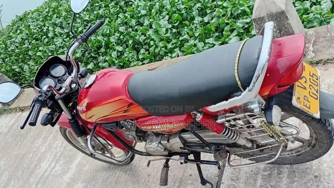 Hero HF Deluxe 2009