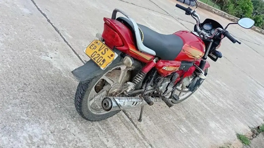 Hero HF Deluxe 2009