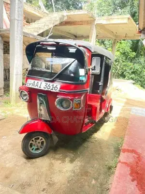 Bajaj RE 2013