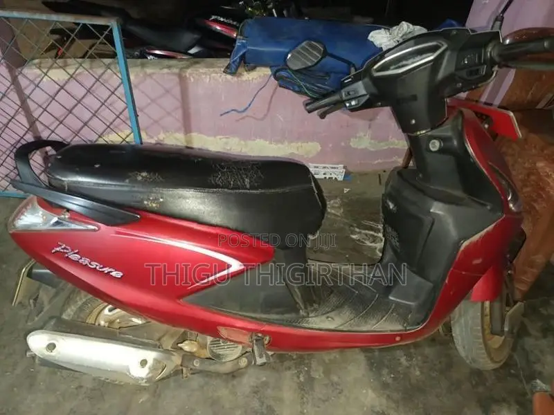 Hero Pleasure Red Edition 2015