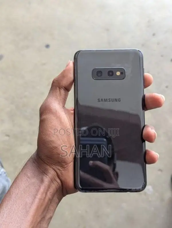 Samsung Galaxy S10e 5g (Used)