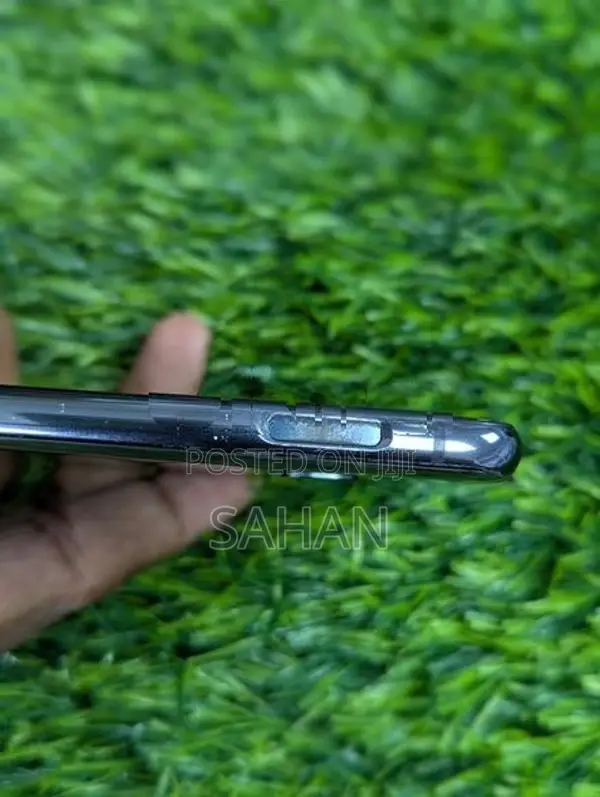 Samsung Galaxy S10e 5g (Used)