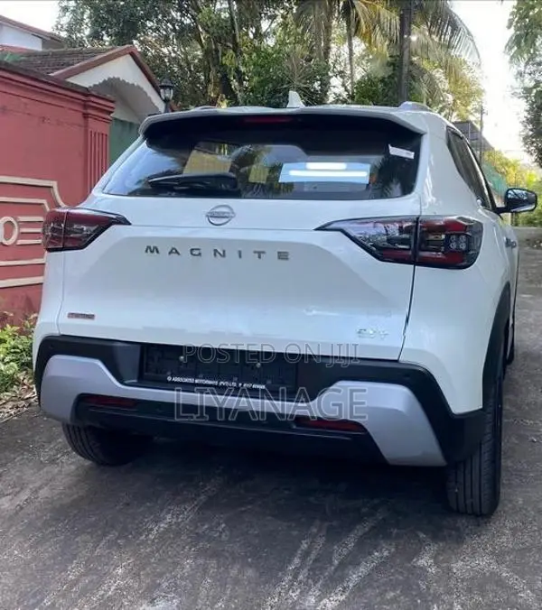 Nissan Magnite Tekna Plus CVT Turbo 2025