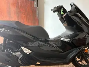 Honda PCX 125 2025