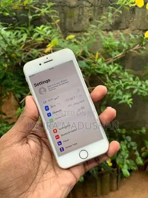 Apple iPhone 8 64GB (Used)