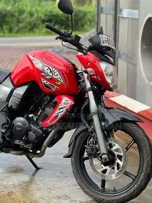 Yamaha FZ S 2014