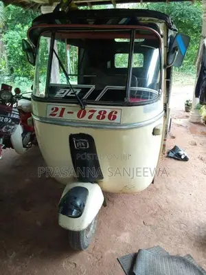 Bajaj RE 21-0786 1996
