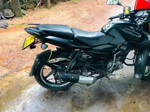 Bajaj Pulsar 135 2011