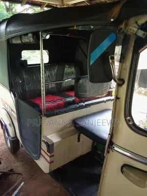 Bajaj RE 21-0786 1996