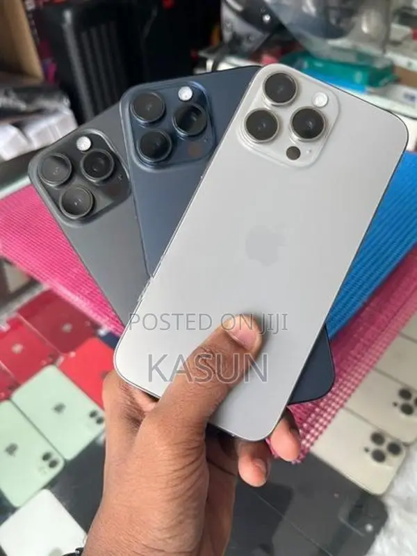 Apple iPhone 15 Pro Max 256 GB (Used)