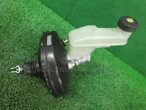 Toyota Vitz KSP90 Brake Booster