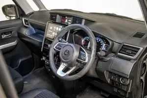 Toyota Roomy 2023