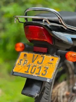 Bajaj CT100 2009
