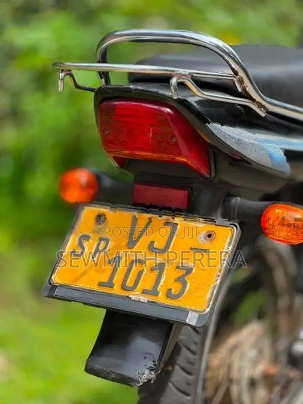 Bajaj CT100 2009