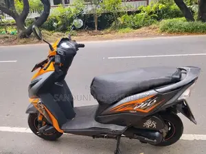 Honda Dio 2017