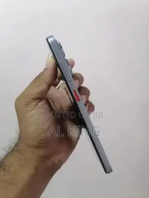 ZTE Nubia V70 | 8/256GB (Used)