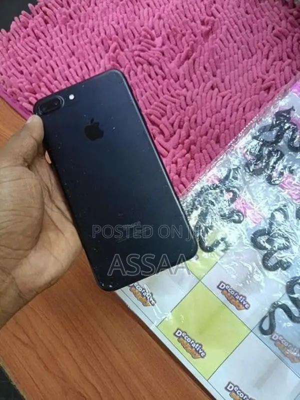 Apple iPhone 7 Plus 32GB (Used)