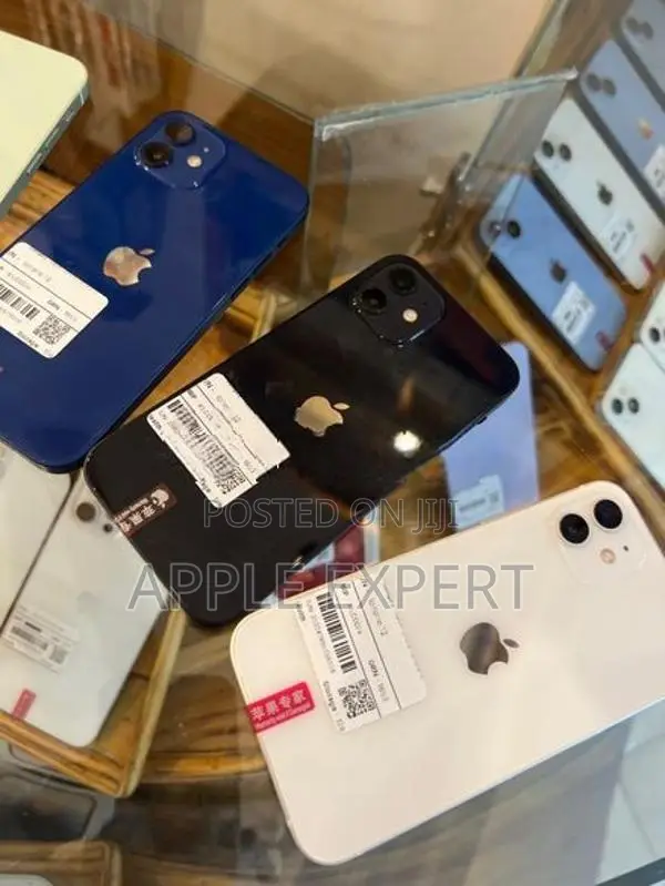 Apple iPhone 12 All colore (Used)