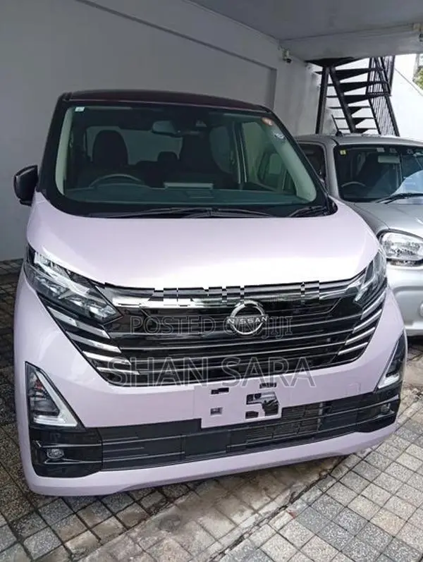 Nissan Dayz Highway Star 2024
