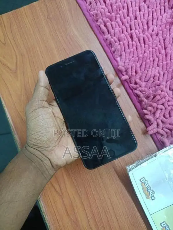 Apple iPhone 7 Plus 32GB (Used)