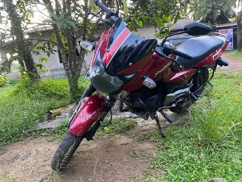 Bajaj Pulsar 150 2010