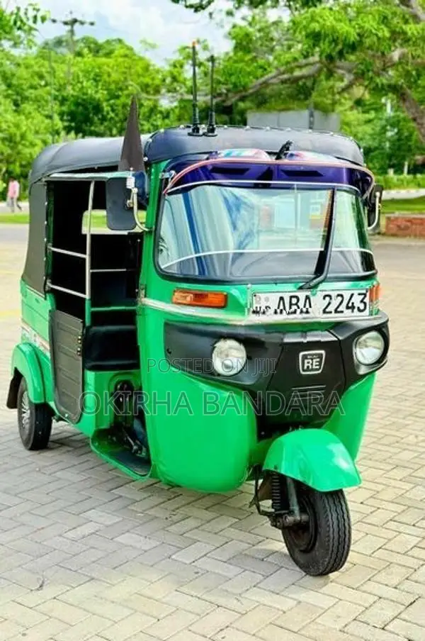 Bajaj RE 4 Stoke 2015