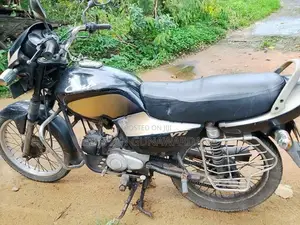 TVS Centra 2005