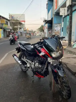 Bajaj Pulsar 180 2016