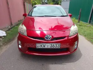 Toyota Prius S Touring 2011