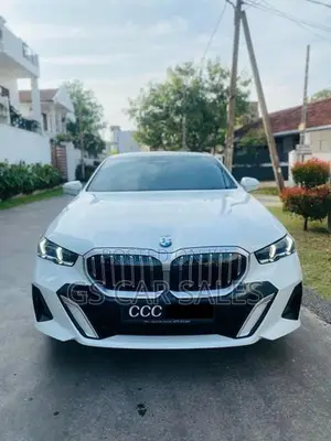 BMW 525i Li Long Wheel Base 2025