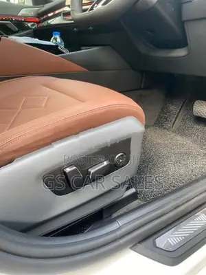 BMW 525i Li Long Wheel Base 2025