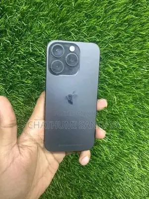 Apple iPhone 15 Pro (Used)