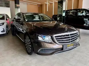 Mercedes Benz E350 PREMIUM PLUS PACKAGE 2017