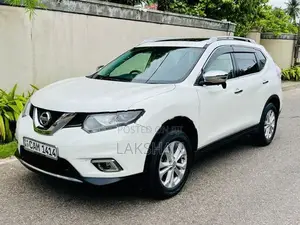 Nissan X-Trail 2015