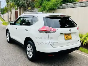Nissan X-Trail 2015