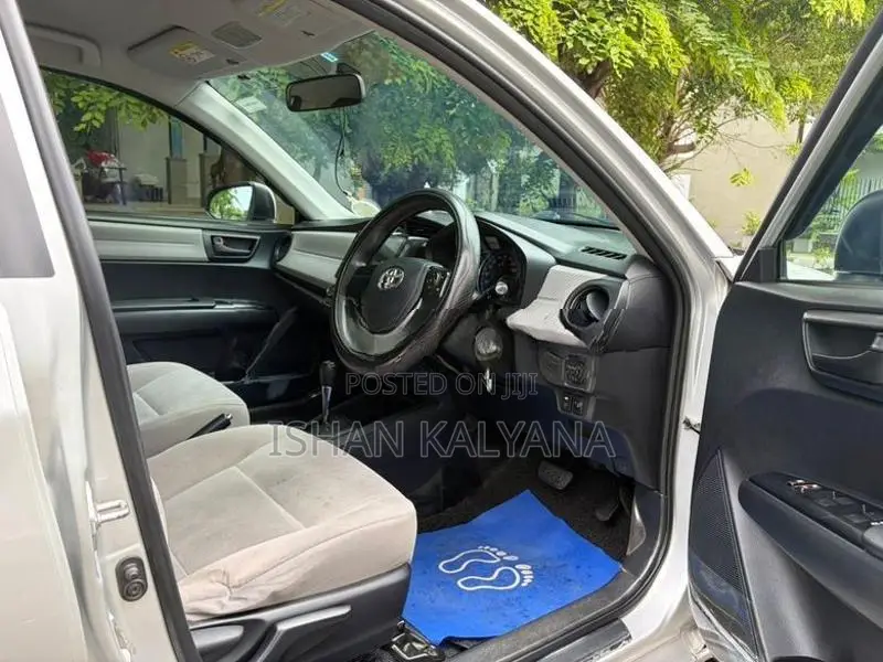 Toyota Axio X Grade 2014