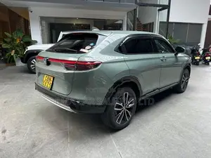 Honda Vezel Z 2025