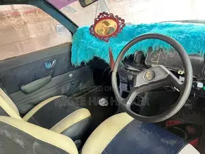 Peugeot 305 1987