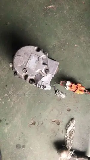 Lexus LS600 A/C Compressor Assembly