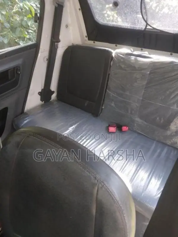 Bajaj Qute RE 2019