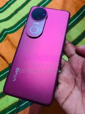 Vivo V50 (Used)
